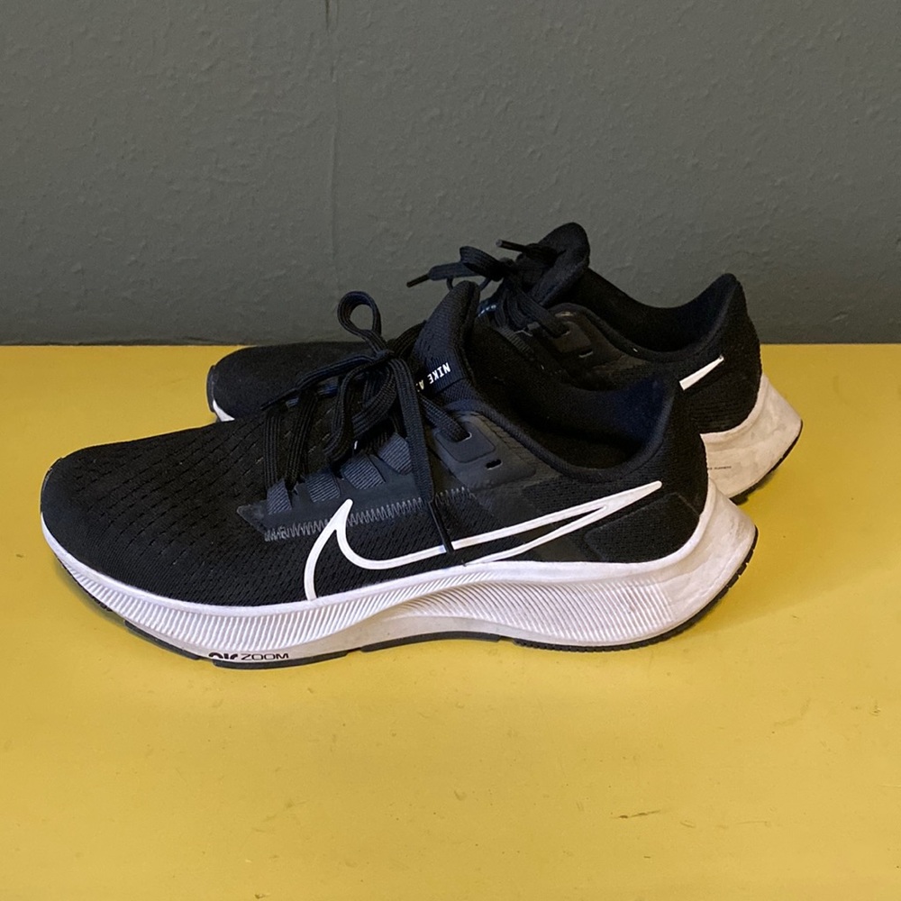 Nike Pegasus 39 Women's Road Running Shoes - size 7.5